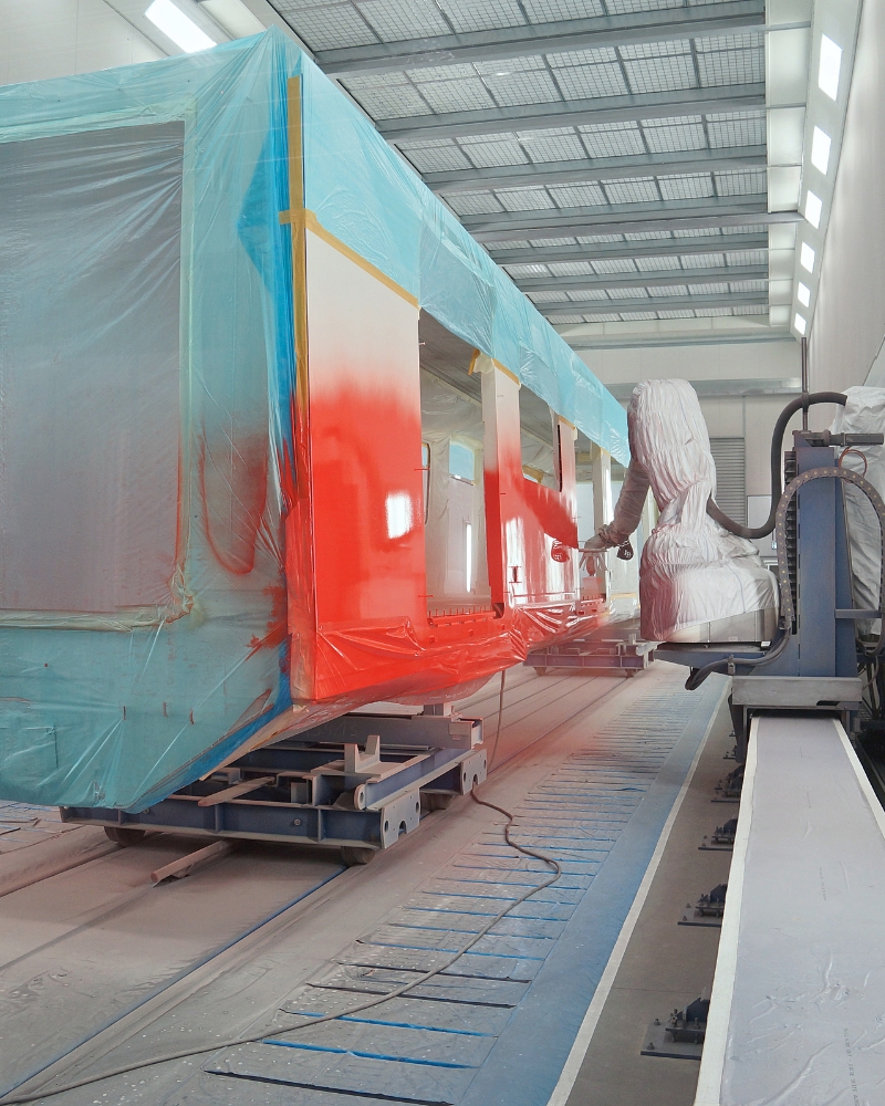 SLF-Lackierkabine mit Lackierrobotern für Beschichtung von Wagenkästen