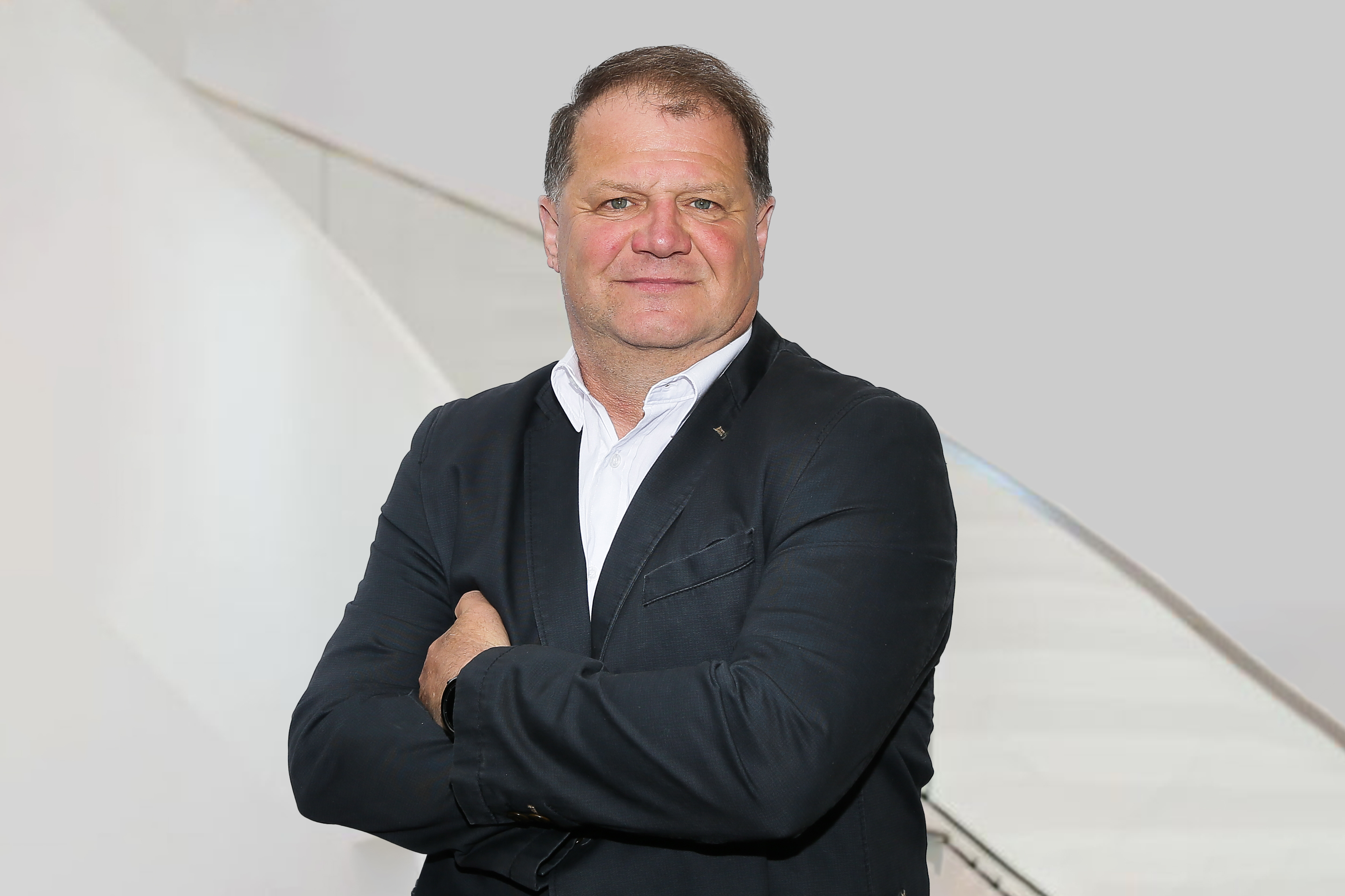 Jürgen Bergert - Ansprechpartner für Retrofit von Oberflächentechnik