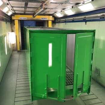 Lackierportal ReCo-Painter - reproduzierbare Beschichtungsqualität für große kubische Werkstücke